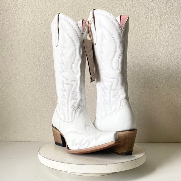 Lane Shoes - Junk Gypsy Lane NIGHTHAWK Western Boots 9.5 White Cowboy Snip Toe Barbie Eras